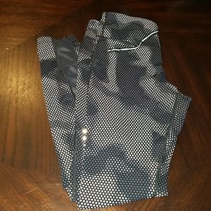 RARE Nike running black gray white camo legging